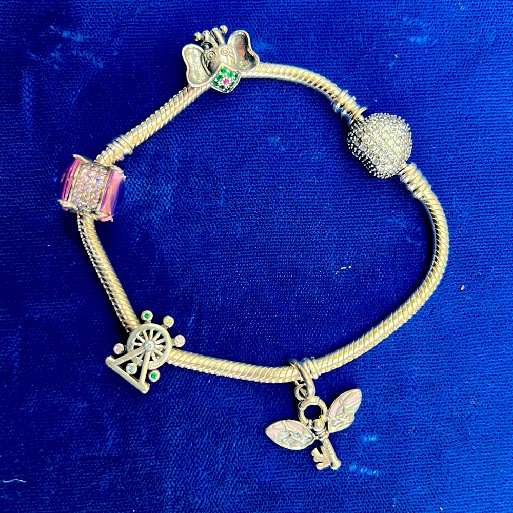 925 sterling silver 6in. Charm Braclet.
